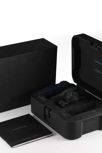 Panerai Submersible PAM01616